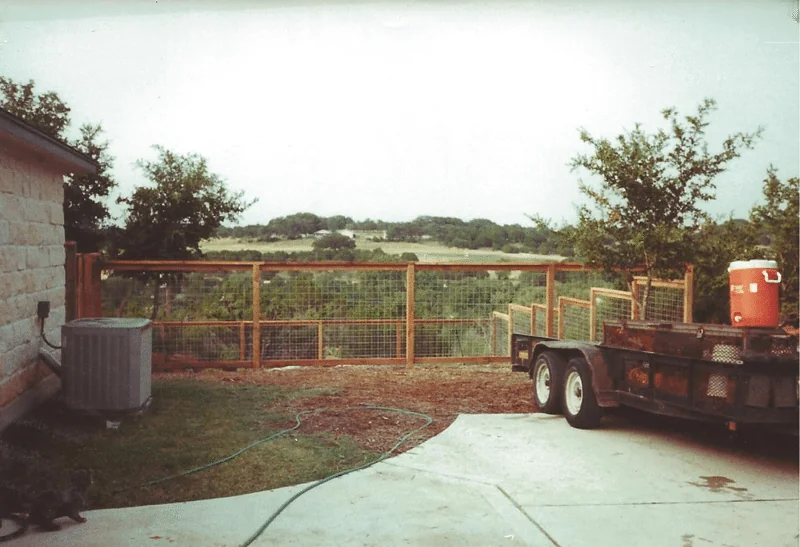 Decorative cattle panel fence and gate installed by B.C. Fence Austin, Cedar Park, TX