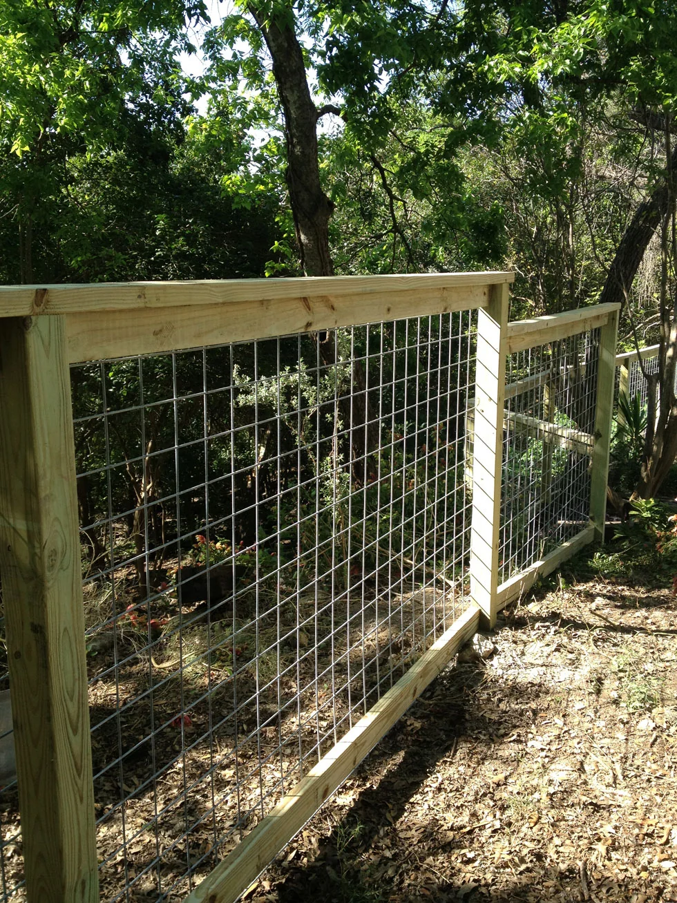 Cattle panel fencing installed by the B.C. Fence Austin crew in Central Texas