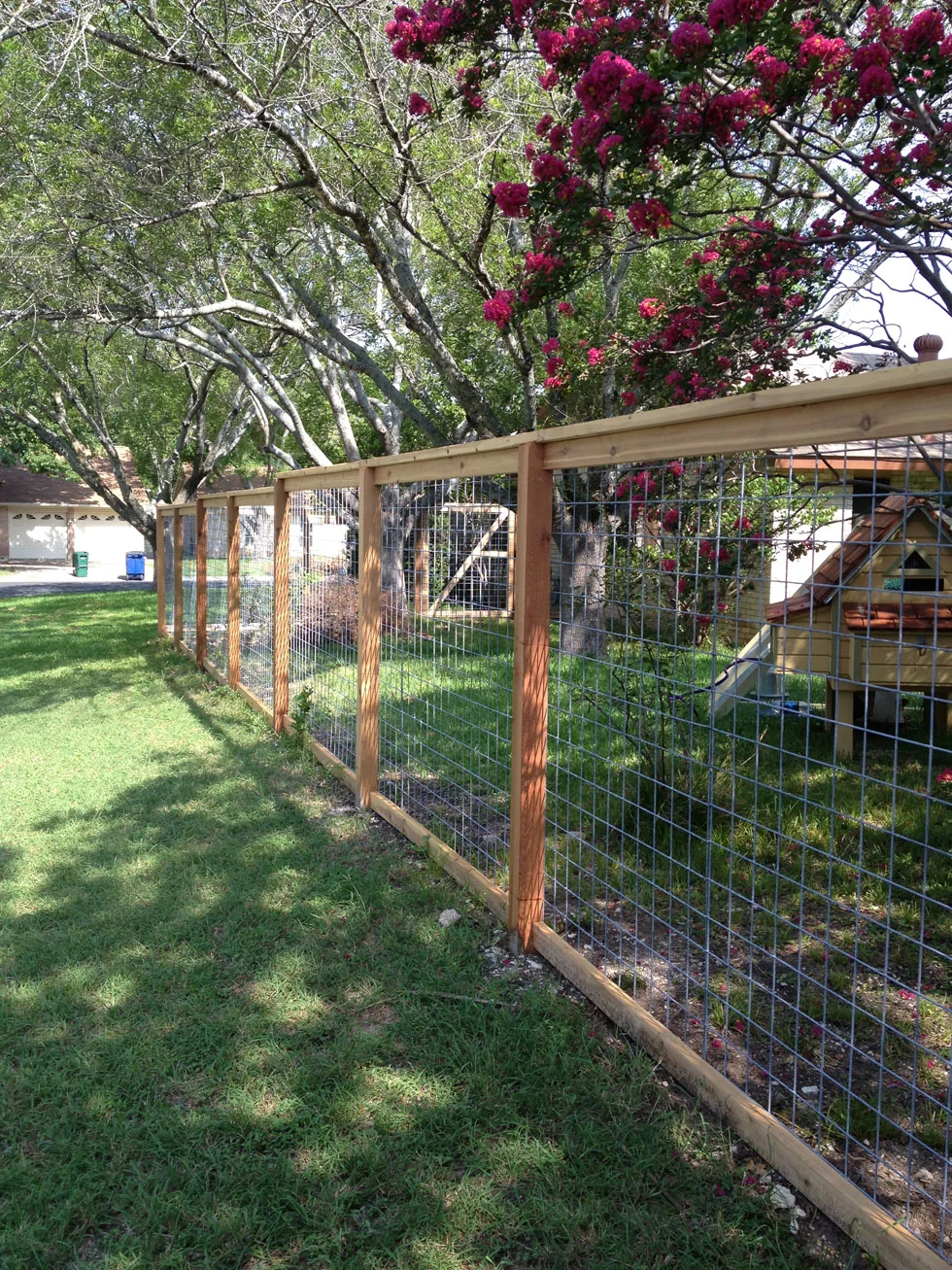 Cattle panel fence line completed by B.C. Fence Austin on Austin-area acreage