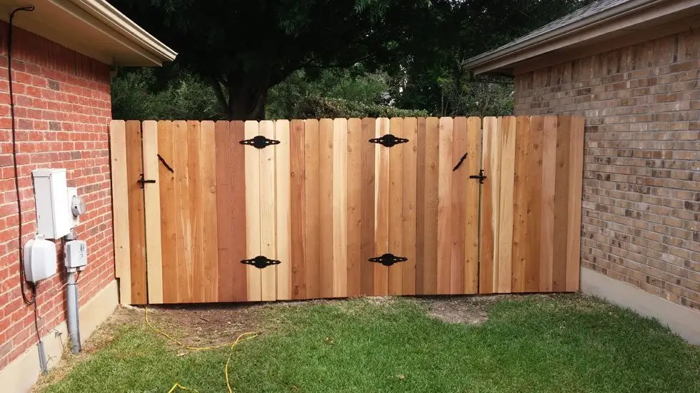 Cedar wood privacy fence built by B.C. Fence in the Austin area