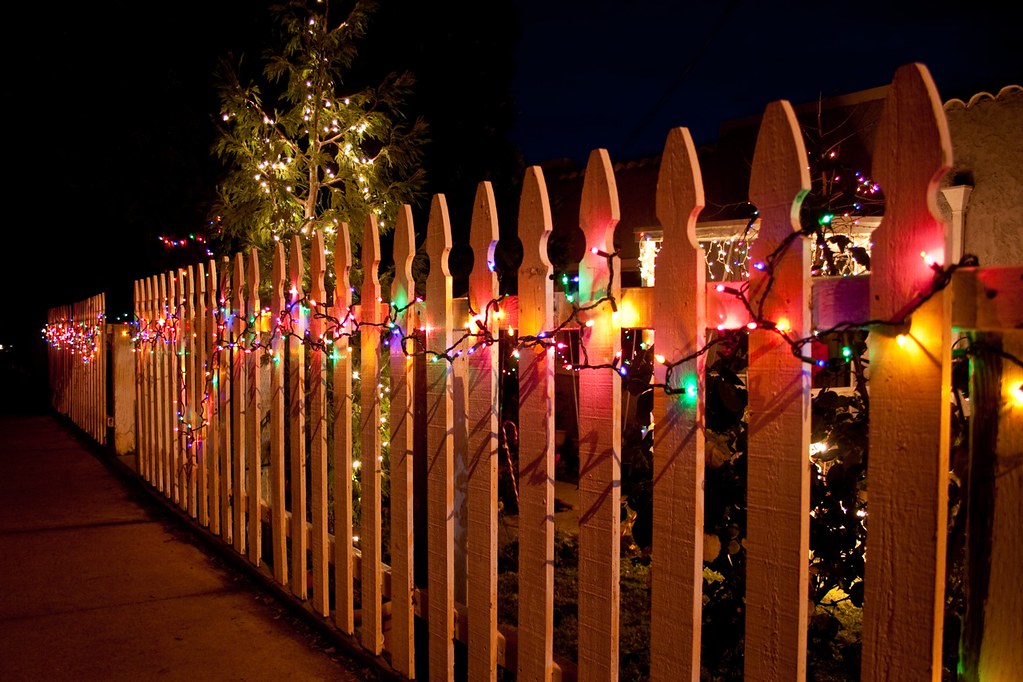 This Christmas Install a Brand New Fence
