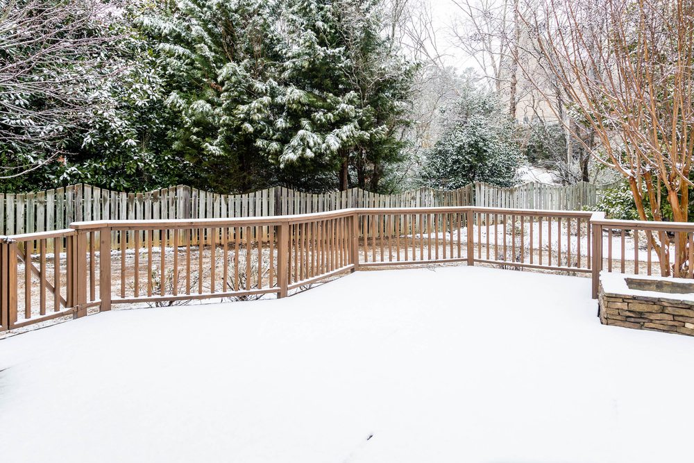 Wood Fence Maintenance Tips for this Winter