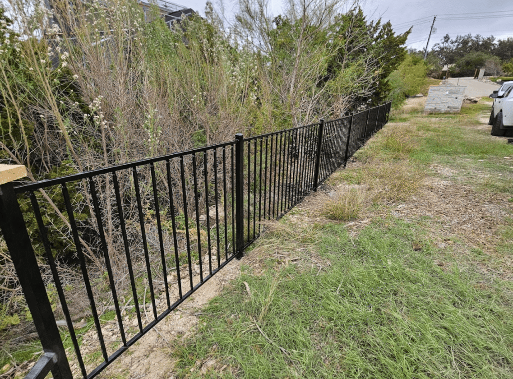 Fencing Trends 2024: What’s Hot in Fence Design and Materials
