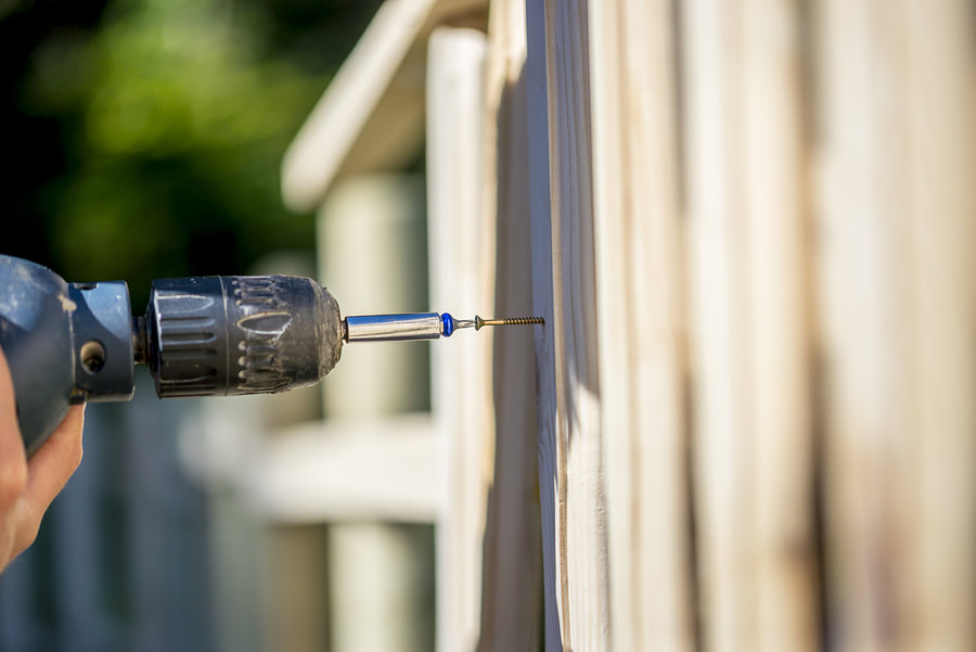 Top Reasons to Hire a Professional Fencing Contractor